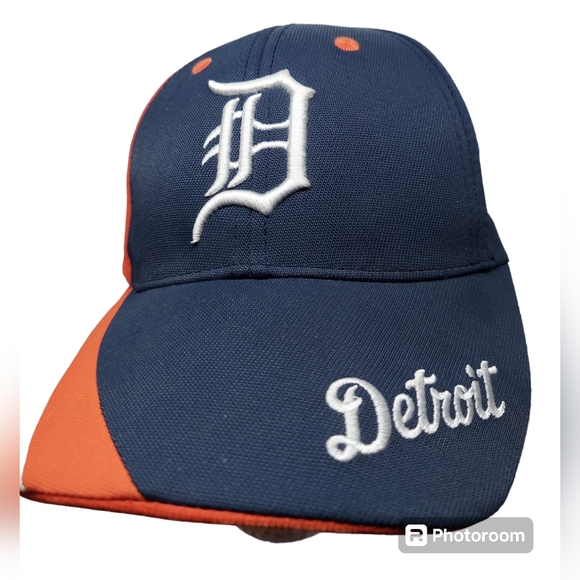 Fan Favorite Detroit Tigers Baseball Hat - Picture 1 of 9
